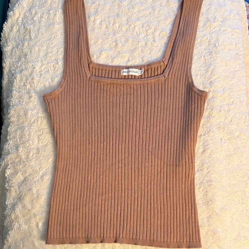 Avec Les Filles Cocoa Colored Ribbed Tank Top (L)